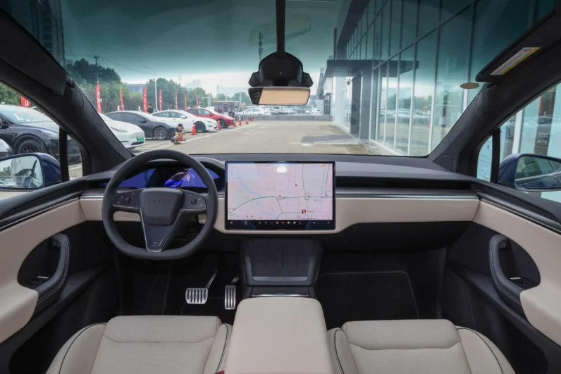 
								Tesla Model X full									