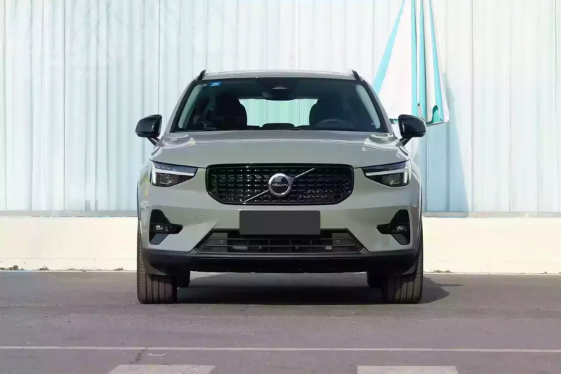 Imgi 4 Volvo XC40 2024 appearance