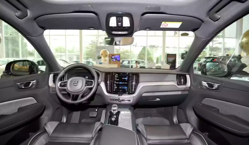 
								Volvo XC60 full									